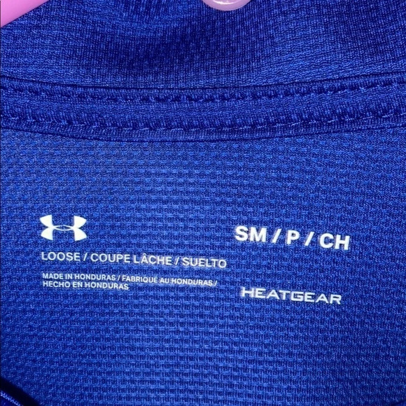 Under Armour Lightweight Quarter Zip​​​​​​​​​​ - Picture 3 of 3